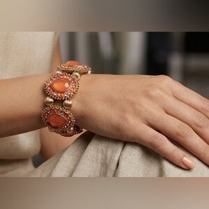 Vintage Style Gold Tone Statement Stretch Bracelet Peach & Coral Resin Stones OS